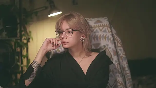 دردشة alyssa_sweet الجنسية المباشرة