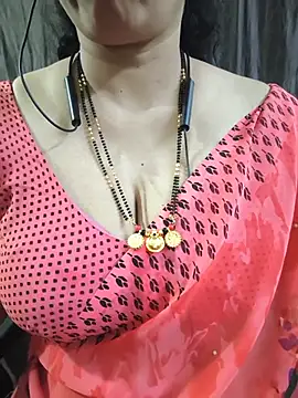 bhuvana_555 Webcam Show