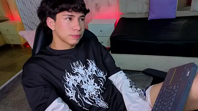 XXX chat uživo modela kaelwolf_tay