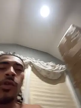 צ'אט XXX בשידור חי של Mellyj053