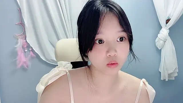 XXX chat uživo modela Yanys521