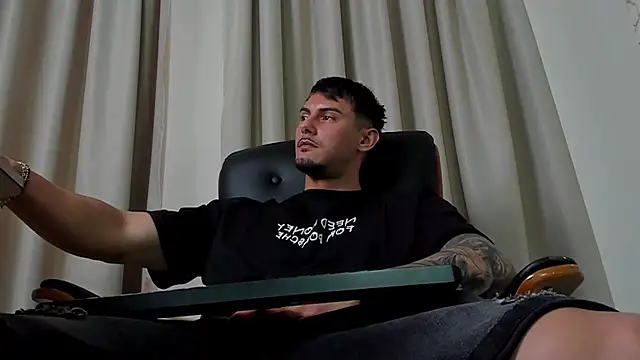 Chat XXX en directo de ClintMasters