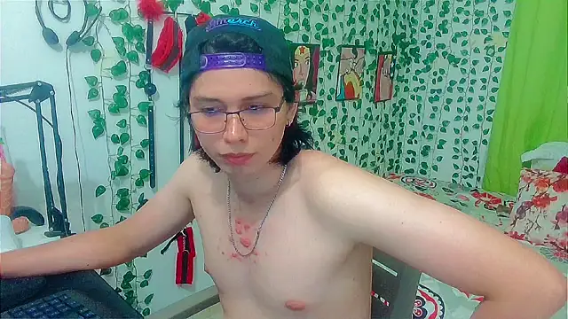 Andy_gray's Live XXX Chat