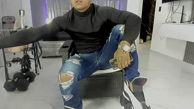 master_leather 现场XXX聊天