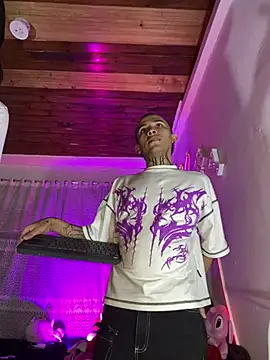 violeta_E_: онлайн-секс-чат