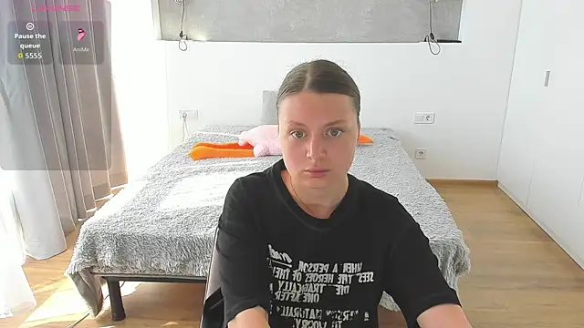 Kitkatvel – Naživo XXX chat