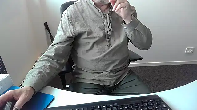Živý XXX chat Buggemann