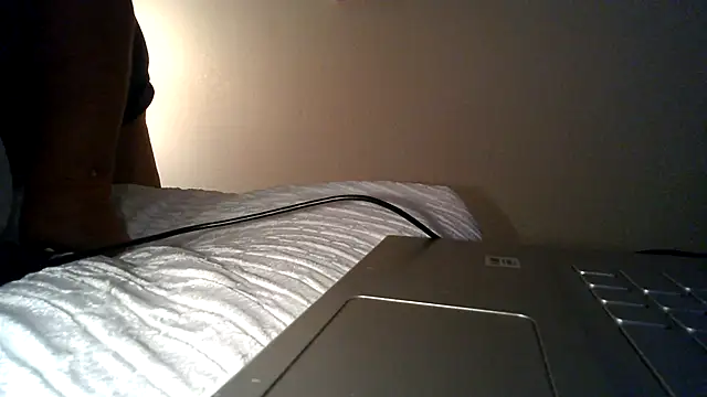 Randomperv69 Adlı Modelin Canlı XXX Sohbeti