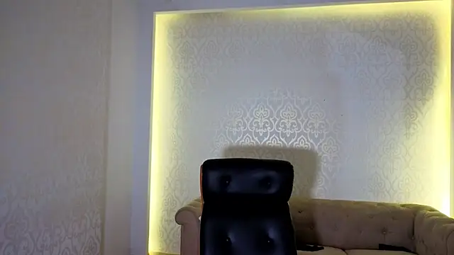 Chatroom XXX en direct de MaxKaiden