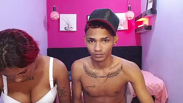 black_twinks 即時 XXX 聊天