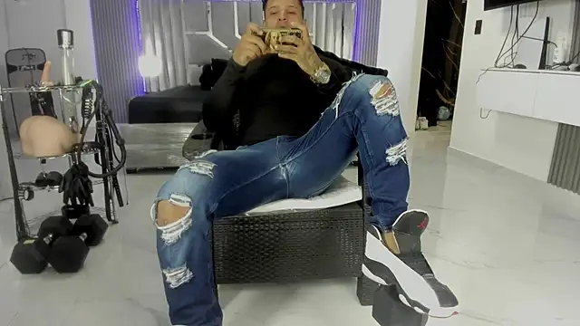 master_leather's Live XXX Chat