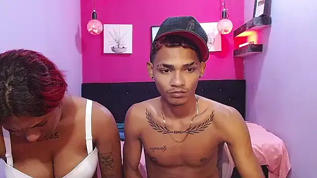 black_twinks Adlı Modelin Canlı XXX Sohbeti