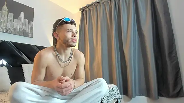 Chat +18 de Zeus_damian21 ao vivo