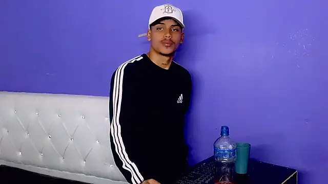 Онлайн чат XXX Angel_foxc13