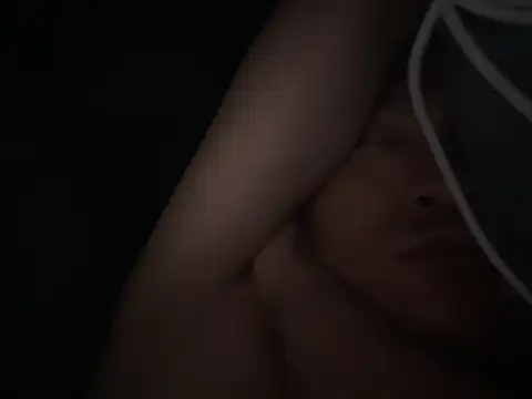 Adandan01's Live XXX Chat