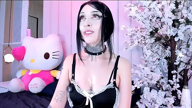 SalemBlackrose XXX чат на живо