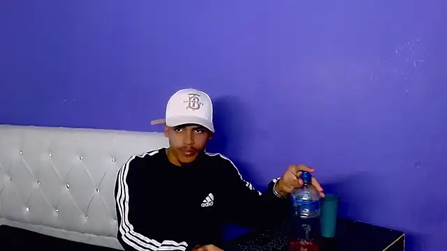 Chat XXX ao vivo de Angel_foxc13