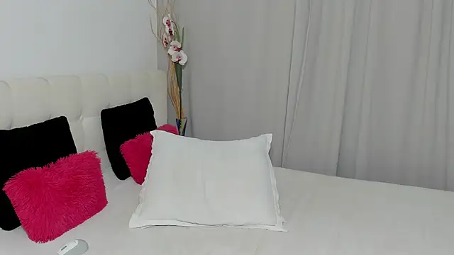 saradusk 라이브 XXX 채팅
