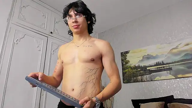 Tyler_durten লাইভ XXX চ্যাট