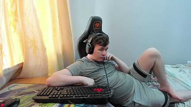 iliaskrislove's Live XXX Chat