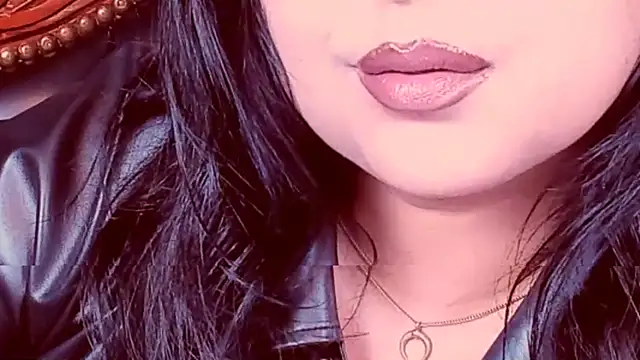 SelenaNoctis live XXX chat