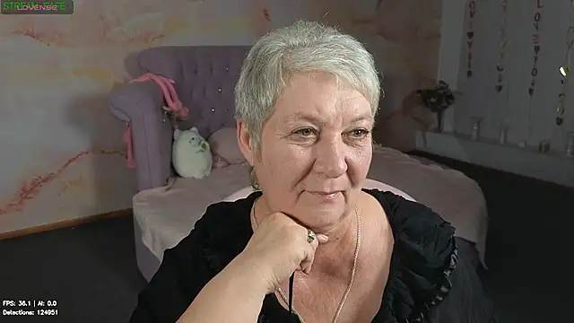 Poppy_Pulse Live XXX-chat