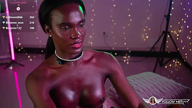 LuanaRisque 라이브 XXX 채팅