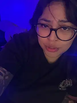 miacanela_xo 现场XXX聊天