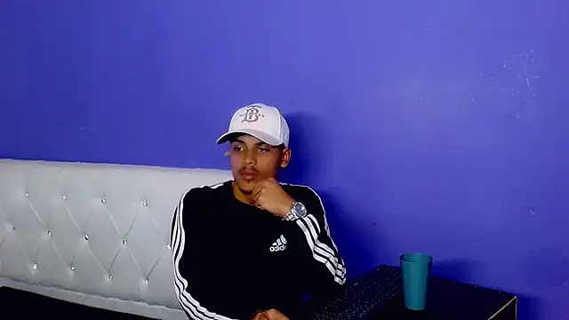 Онлайн чат XXX Angel_foxc13