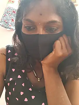 Chat +18 de Honey_rosetamil ao vivo