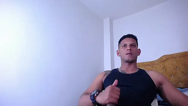 Chat +18 de Chris_Dick23 ao vivo