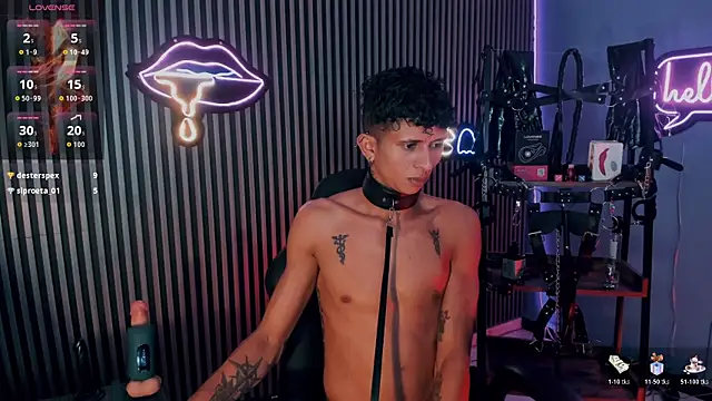 Maximoking26's Live XXX Chat