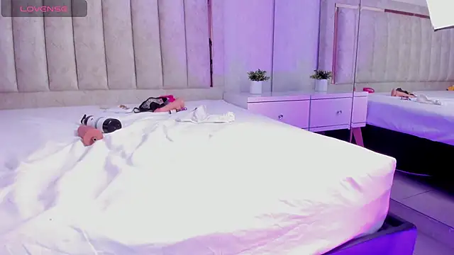 צ'אט XXX בשידור חי של Sara_Rossi__
