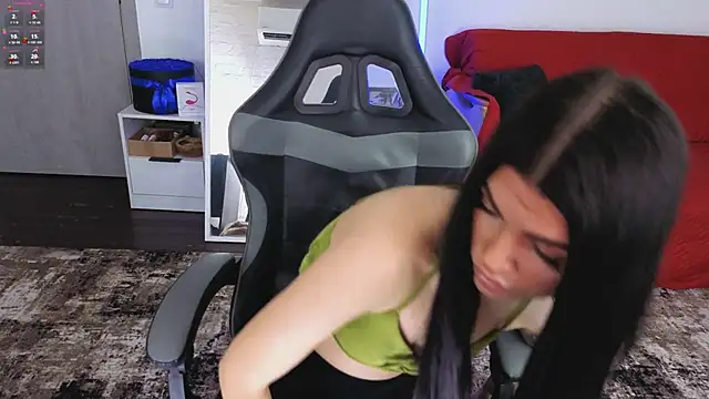 AnacondaOnn's Live XXX Chat