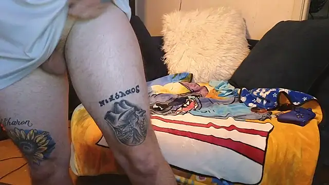 LovelyGreekDick6 在線直播表演