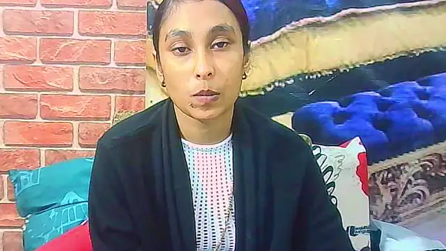 IndianSexyButt Live XXX-Chat
