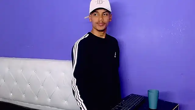 Chat XXX en directo de Angel_foxc13