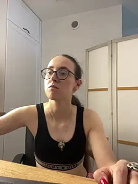 Živý XXX chat MartiniiSelenna