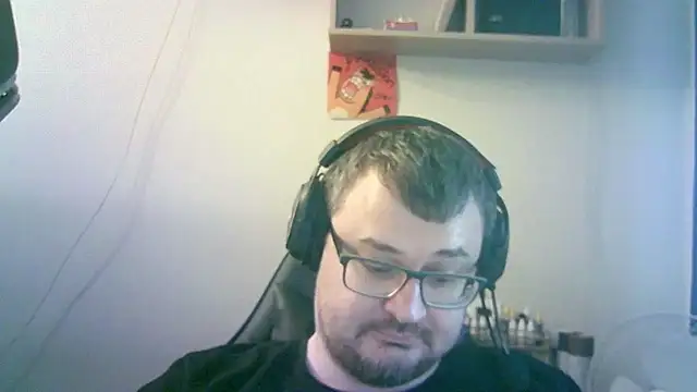 Chat +18 de SirAbuser ao vivo