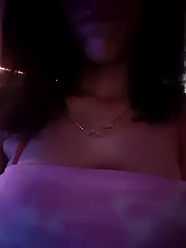 misscectito13's Live XXX Chat