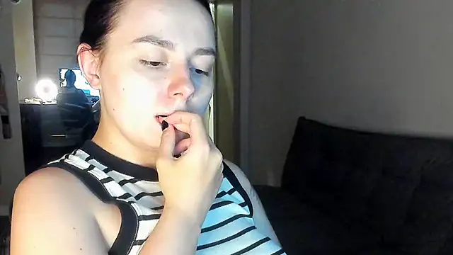 Di_na_Bell's Live XXX Chat