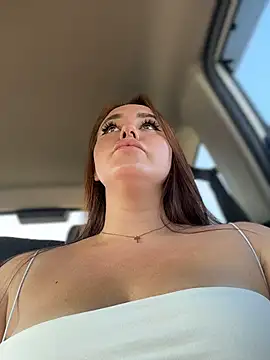 KiraSunshine's Live XXX Chat