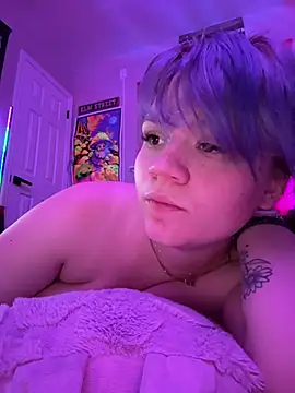 Chat +18 de Cutiepiespanks ao vivo