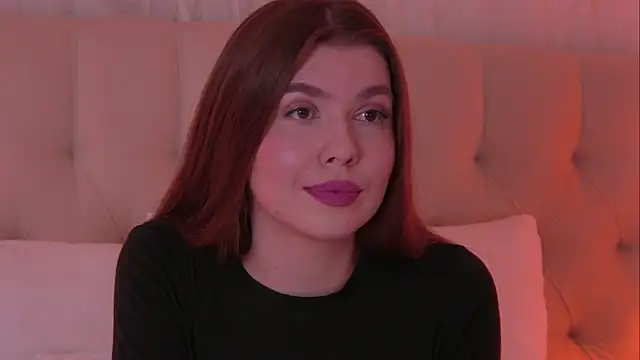 AshleyEvance Adlı Modelin Canlı XXX Sohbeti
