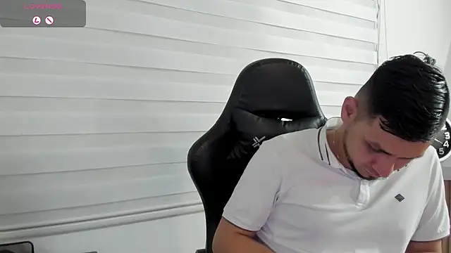 Czat XXX na żywo – Rick_Adams