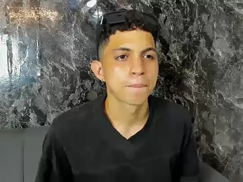 cameron_lux77 Chat XXX live