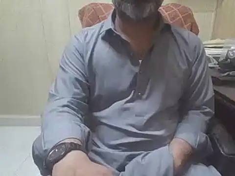 دردشة hairymaster95 الجنسية المباشرة
