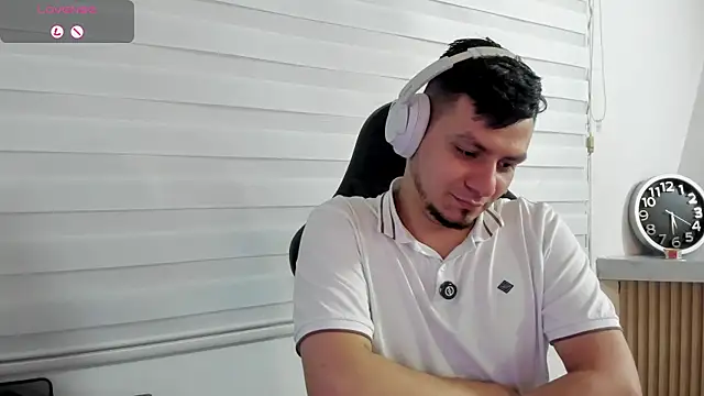 Chat XXX en directo de Rick_Adams