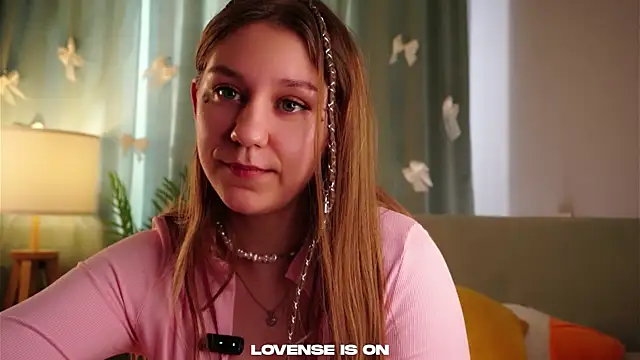 XXX chat uživo modela ShantellAngulo