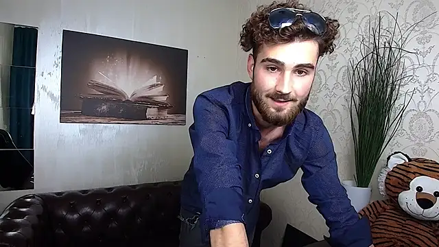 KyloEast's Live XXX Chat